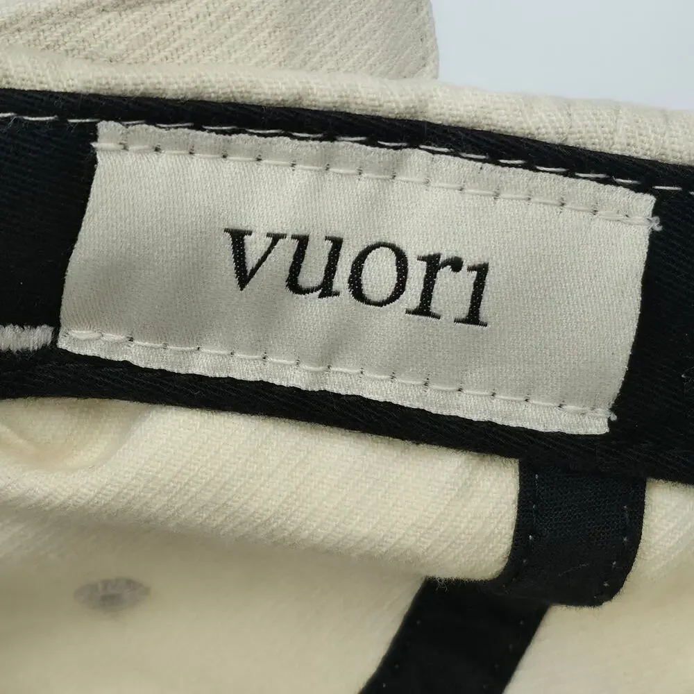 VUORI WOMEN’S BASEBALL DAD CAP – CREAM / WHITE – 100% COTTON – ADJUSTABLE STRAP